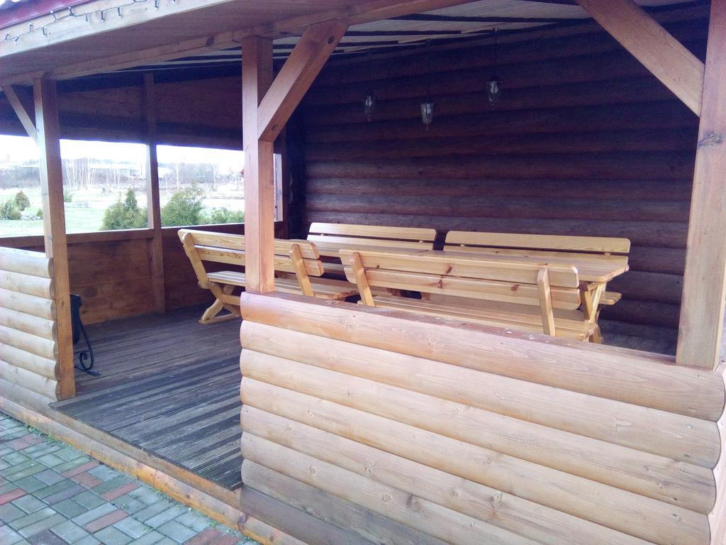 Hotel Lindiki à Salaspils Extérieur photo